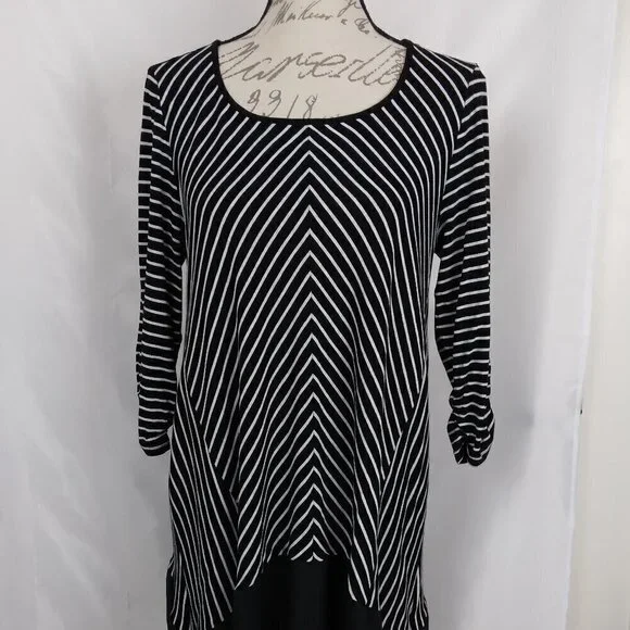 Chico’s | Black White Stripe Stretch Tunic Top | Size M - Picture 2 of 8